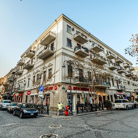 M Estate 1 Room Targovu Баку Экстерьер фото