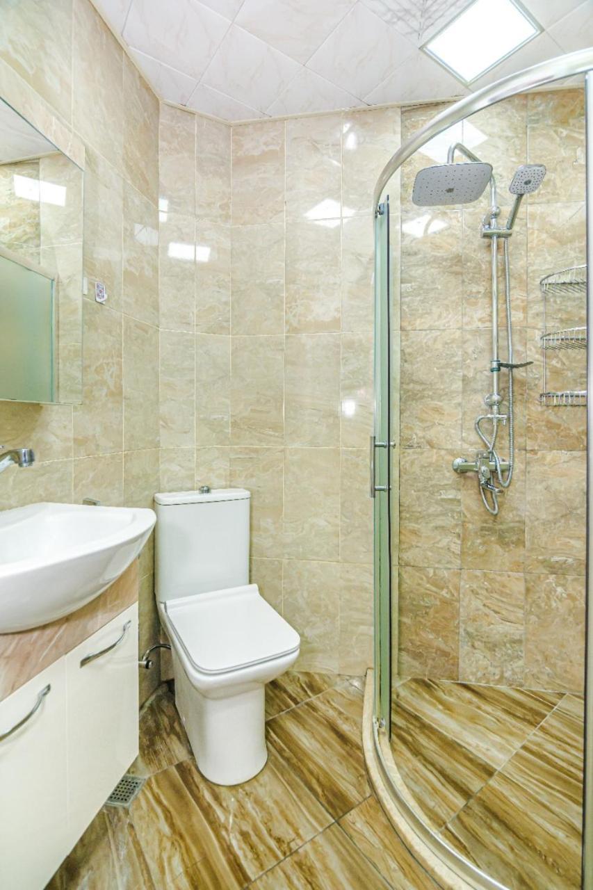 M Estate 1 Room Targovu Баку Экстерьер фото