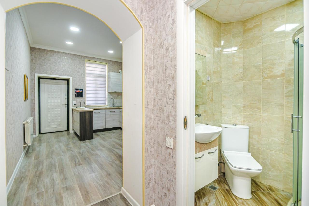 M Estate 1 Room Targovu Баку Экстерьер фото
