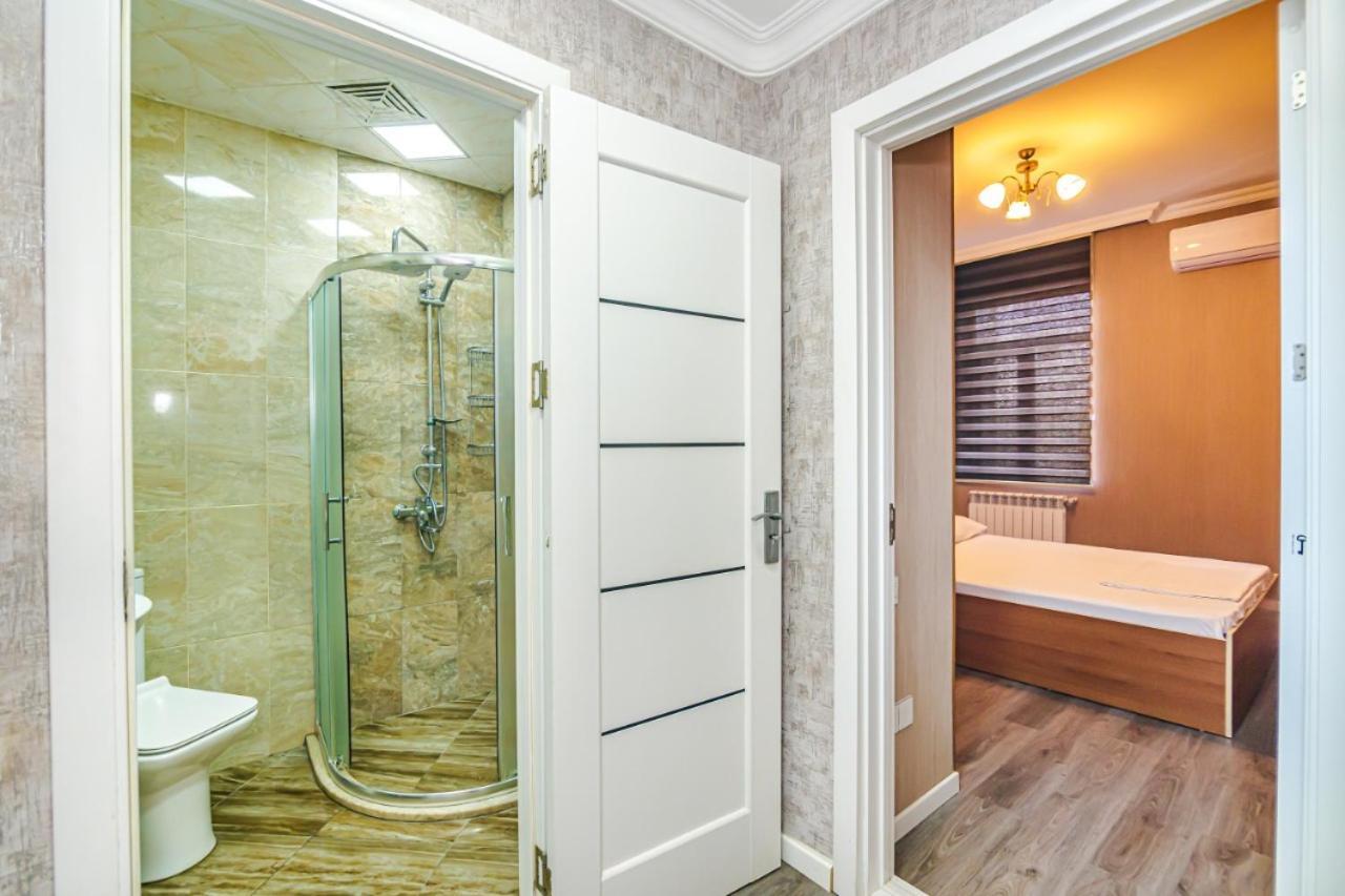 M Estate 1 Room Targovu Баку Экстерьер фото